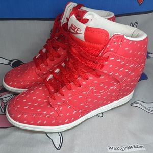 Nike Dunk Sky Hi Sz 8.5
